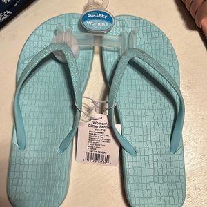Green Iradeacwnt flip flops NWTS!!Sz7-8 Sun & Sky Glitter Sandals.